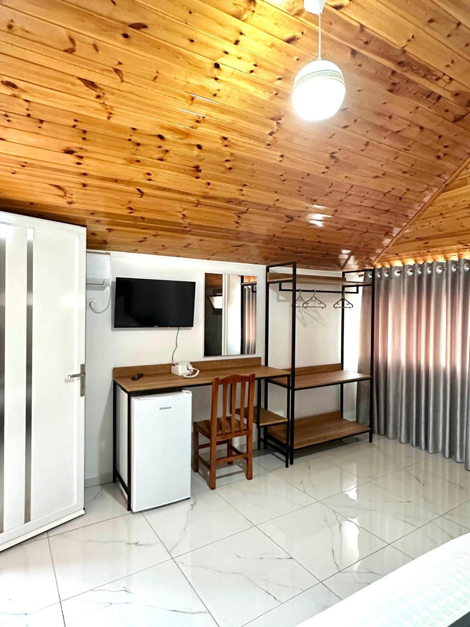 Evelina Ernild Rooms Sarandë Exterior foto